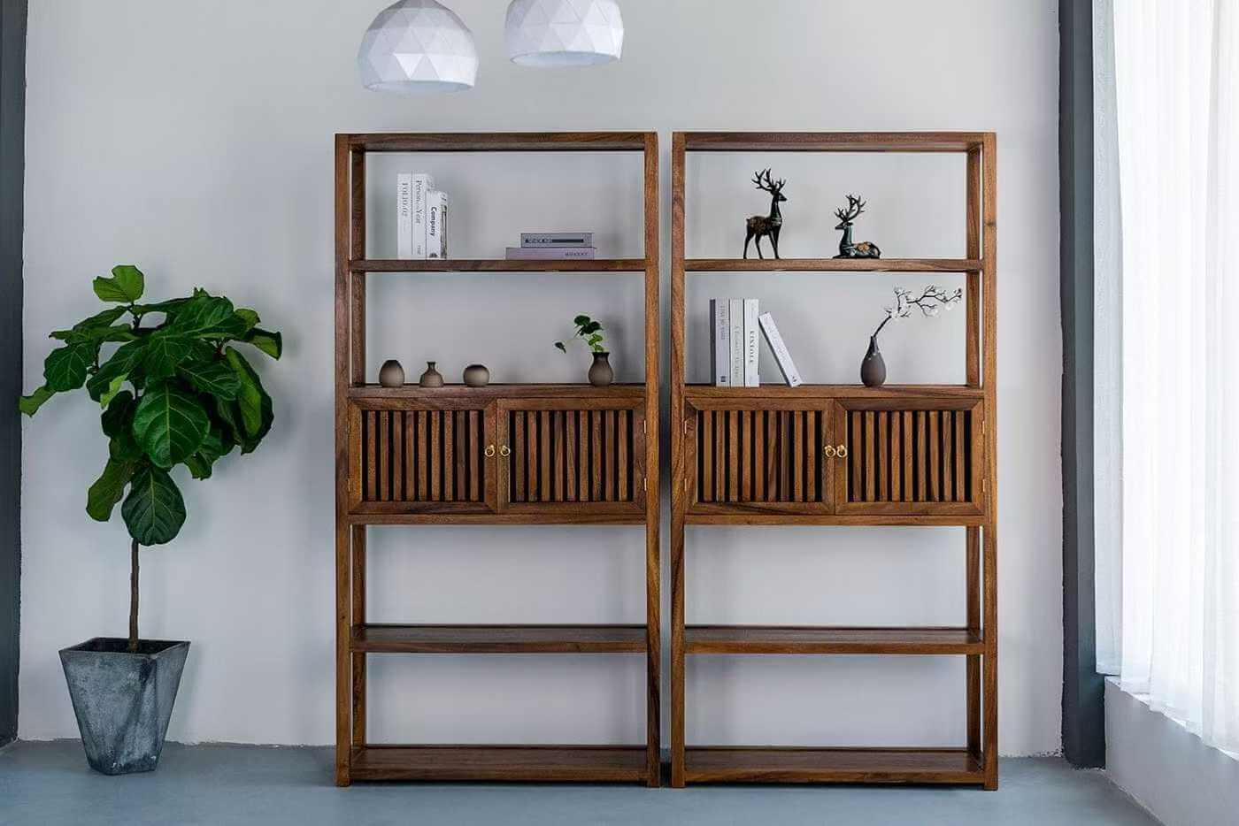 Medium-Sized Bamboo Chinese-Style Bookshelf