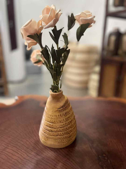 精美竹制小花瓶